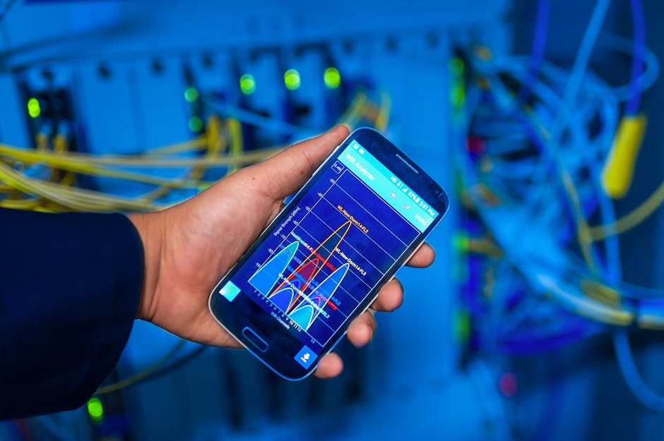 Asmuo tikrina Wi‑Fi signalą telefone toje vietoje, kur ryšys silpnas